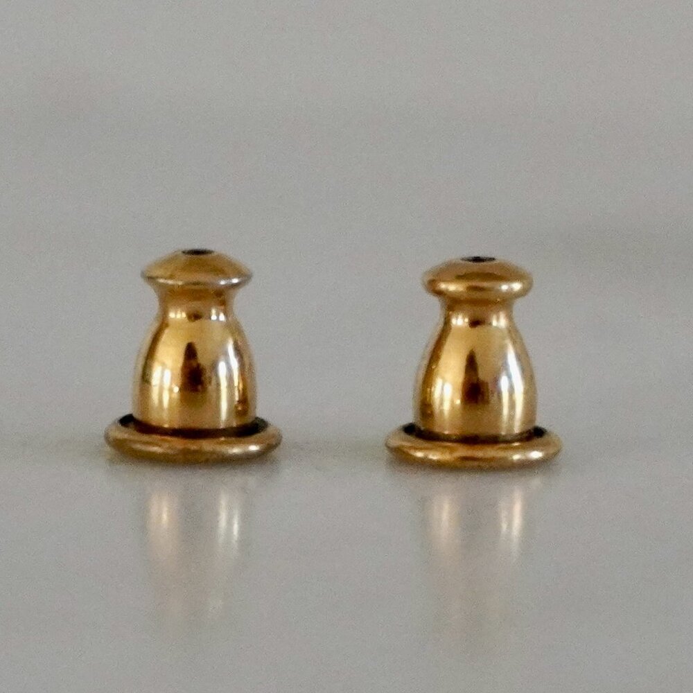 Vintage YSL Yves Saint Laurent x Monet Pearl Stud Earrings - Picture 5 of 7